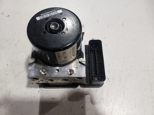 2006 BMW 330i E90 Sedan - ABS Antilock Brake System - OEM  6775386, 6775387 - Picture 1 of 11