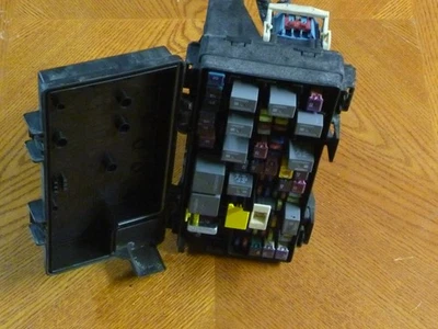 Caja de fusibles Tipim Dodge Grand Caravan Foto 1 de 4