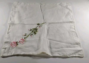 Fazzoletto donna lino ricamato fantasia floreale - Foto 1 di 7