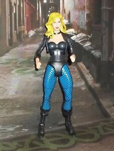 DC UNIVERSE CLASSICS SERIES WAVE 90 JLA CZARNA FIGURKA KANARKA