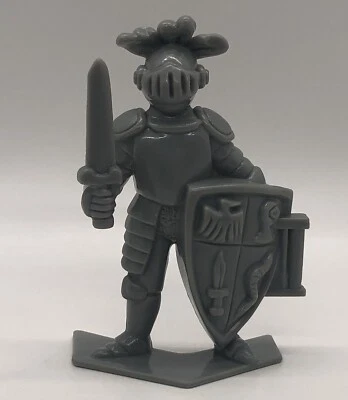 Scooby Doo Haunted House 3D Board Game Replacement Pieces Parts Knight - Image 1 of 4