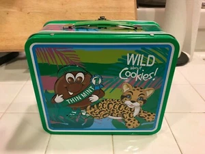 CAJA DE ALMUERZO GIRL SCOUTS / MENTAS DELGADAS ""WILD ABOUT GALLETAS - Imagen 1 de 4