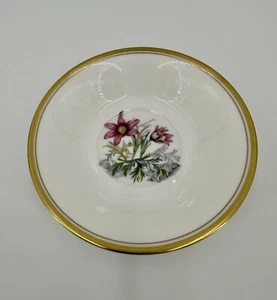 Royal Worcester Bone China Purple Floral Saucer Dish, 1961 - Picture 1 of 9