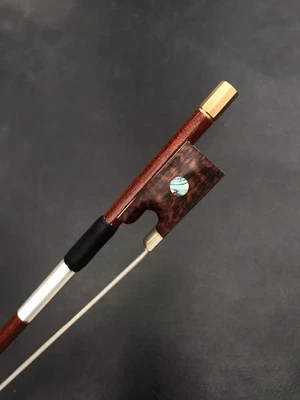Arco de violín híbrido Pernambuco 4/4 Master Level núcleo de fibra de carbono rana madera de serpiente Foto 1 de 4