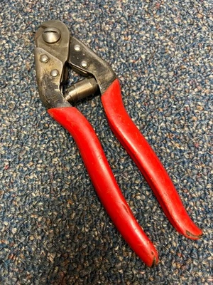 Vtg Felco C7 cable cutter, Switzerland, good condition - Image 1 of 4