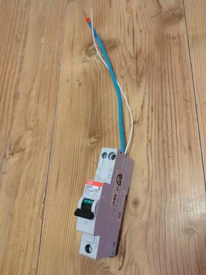 ABB DSE201M B32 Type A RCBO , SENT FAST  - Image 1 of 4