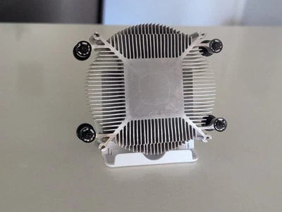 AMD Wraith Stealth CPU Cooler – AM4/AM5, 4-Pin PWM Fan – Barely Used, Great Cond - Image 1 of 4