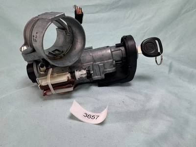 2008-2010 Saturn Vue Ignition Switch Lock Cylinder w/ Key 15934123 - Image 1 of 4