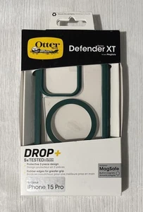 Custodia OtterBox Defender Series XT MagSafe iPhone 15 Pro, velluto sempreverde/trasparente - Foto 1 di 1