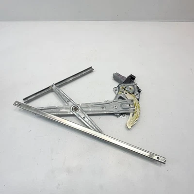 OEM 2016 - 2022 HONDA PILOT FRONT RIGHT DOOR WINDOW GLASS REGULATOR W/ MOTOR - Image 1 of 4