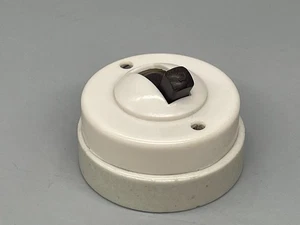 Vintage Crabtree Vitreous 1 Way Ivorine Bakelite & Ceramic Dolly Light Switch - Picture 1 of 10