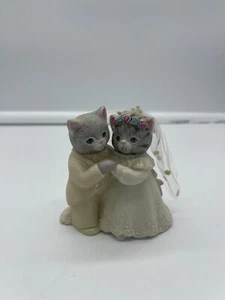 Vintage Schmid Kitty Cucumber Bride and Groom Cat Wedding Figurine - Picture 1 of 5