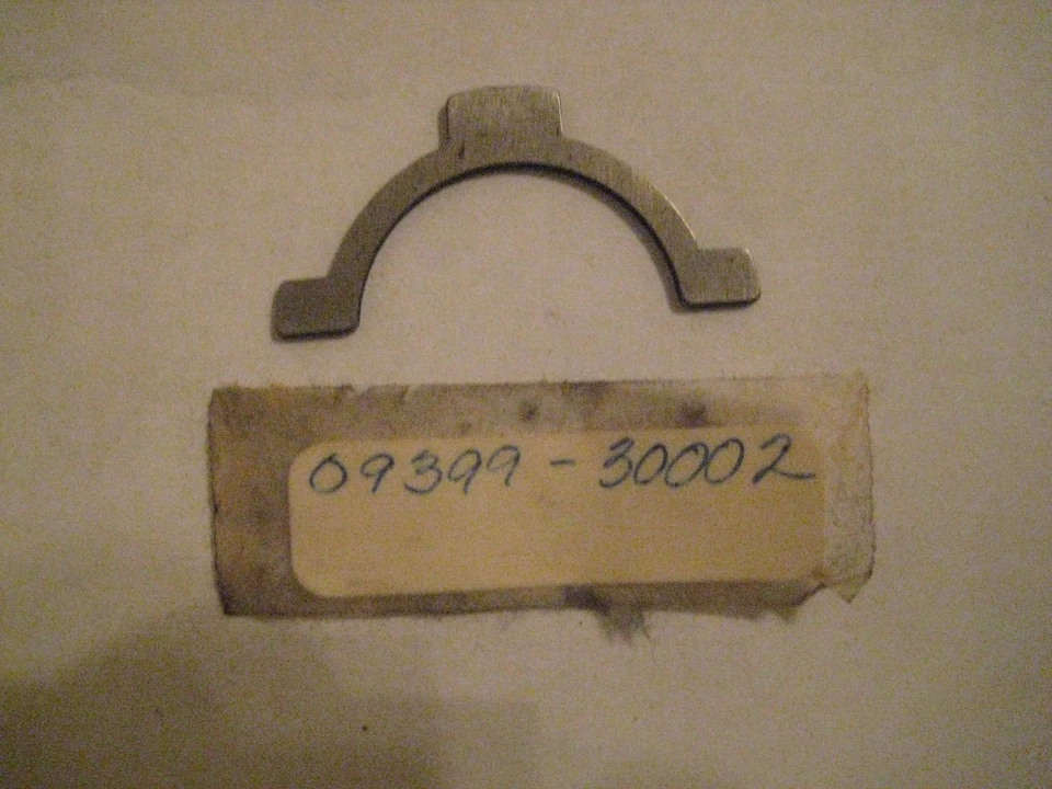 SUZUKI T500 COBRA/T500/GT500 TRANSMISIÓN QUINTA MARCHA ANILLO DE GOLPE ¡NUEVO! Foto 1 de 1