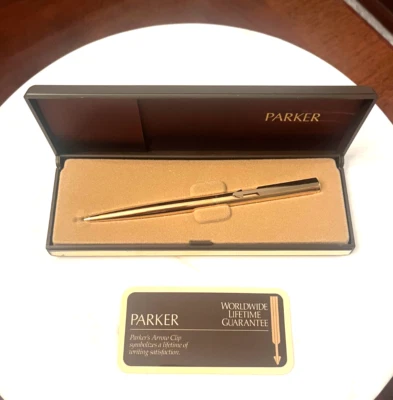 Bolígrafo vintage Parker Arrow serie oro 12K nunca usado como nuevo alrededor de 1981 Foto 1 de 4