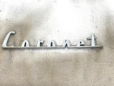 Dodge Coronet 1957 guardabarros original 71/8 L emblema # 1624816 Foto 1 de 4