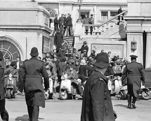 The Mods 10" x 8" Photograph no 98 - Imagen 1 de 1