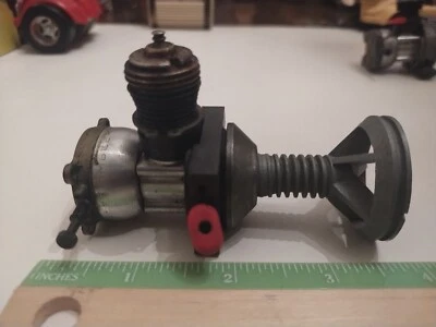 Vintage Thimble Drome Pull Start Tether Engine - Image 1 of 4