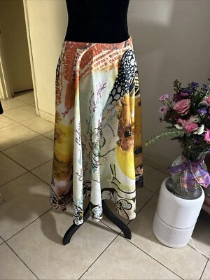 Falda de Lapislázuli De Colección Floral Círculo Completo~Impresión Artística Vibrante~Adornada~Midi~Talla M~Rara Foto 1 de 4