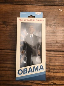 Barack Obama Actionfigur 6" Puppenanzug Krawatte FCTRY Urban Vinyl Post-President - Bild 1 von 5