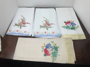 Seltsames Set mit 4 handbestickten Vintage Geschirrtüchern - Bild 1 von 15