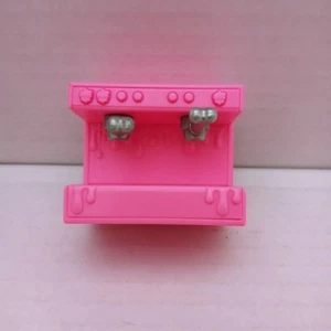 Monster High Doll G3 Coffin Bean with Spooky Cafe Pink Espresso Machine - Picture 1 of 10