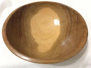 Hand Carved Round Wooden Bowl  Made in Kenya Hard Wood 7" Diameter home decor - Picture 1 of 8