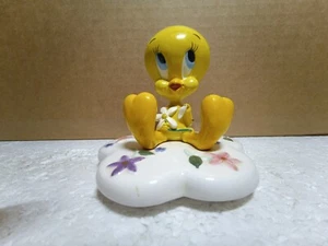 Tweety Bird Ceramic Figurine on Flower Base, Looney Tunes Incomplete only Lid - Picture 1 of 8