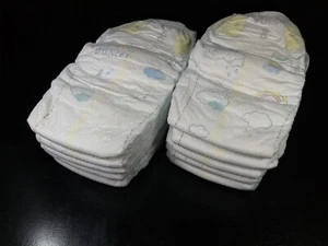 Pampers Swaddlers Size 8 Jumbo Pack of 10 Diapers | 46 LBS+ Largest Diaper - Picture 1 of 8