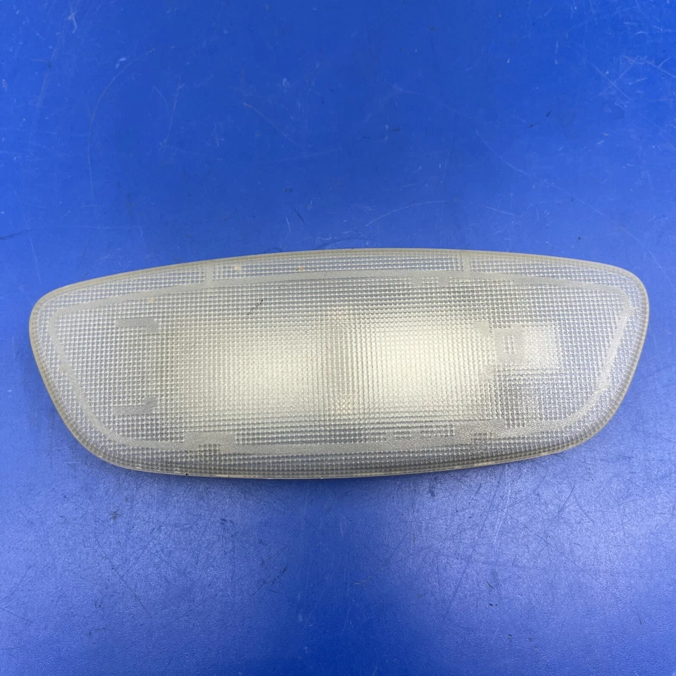 1999-2002 MERCEDES BENZ E320 REAR DOME LIGHT OEM - Image 1 of 4