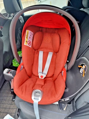 Babyschale Kindersitz  Cybex Cloud Z i-size + isofix Base Z, guter Zustand - Bild 1 von 4