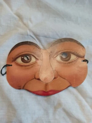 Máscara de papel victoriana Silly hecha Inglaterra ARK Museo Colección Tadcaster Foto 1 de 4