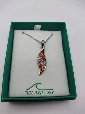 Amber Leaf Orange Paua Shell Abalone Womens Pendant/Necklace FREE P&P — 第 1/2 张图片