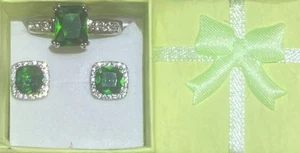 Gorgeous Emerald Green CZ Square Ring Size 10 & CZ Halo Earrings Set - Picture 1 of 6