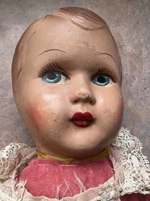 "Muñeca bebé niña alemana antigua de ojos azules composición de 16"" con vestido y cuerpo de tela" Foto 1 de 4