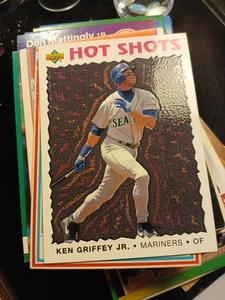 1993 Upper Deck Fun Pack - Hot Shots Ken Griffey Jr #16 - Picture 1 of 3