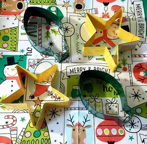 4x Wilton 2017 Metal Xmas Cookie Cutters Light Bulbs 2308-5467 Stars 2308-3851 - Picture 1 of 2
