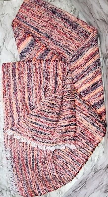 Mantón Free People talla 1. Naranja y rosa. Flecos. Tejido. Lanzamiento. Manta de regazo... Foto 1 de 4