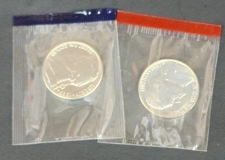 1987 P D Jefferson Nickel Pair – In Mint Cello, VERY LOW MINTAGE (2 Coins) - Image 1 of 1