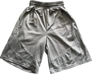 Champs Sports Gear graue Sportshorts Größe S|P gebraucht Versand USPS - Bild 1 von 6