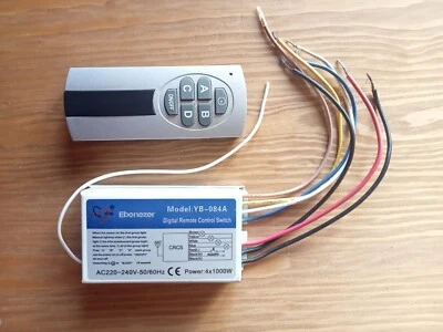 Interruttore controllo remoto digitale a 4 vie con telecomando per lampada LED - Immagine 1 di 2