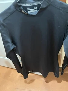 UNDER ARMOUR Fitted Coupe Ajustee schwarz Langarmshirt W Lg Ref JC26 - Bild 1 von 6