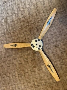 ๐ฅ3 pale J Zinger Elica Prop 13โ NOS Vintage RC Aereo Nuovo 4-13 Legno - Foto 1 di 6