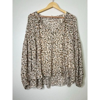 Blusa fluida floral de tres puntos con cami talla grande nueva con etiquetas  Foto 1 de 4