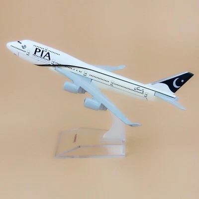 1:400 Diecast Boeing 747 PIA Pakistan International Airlines Modello Aereo 16cm - Immagine 1 di 4