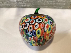 Murano Glass Apple With Green Glass Stem 3.5” Tall MINT CONDITION!! - Picture 1 of 5