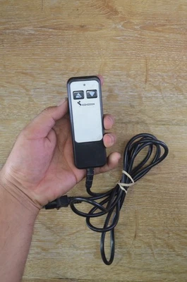 Mando a distancia de cama ajustable con cable Leggett and Platt serie 191-0004 fabricante de equipos originales. Foto 1 de 4