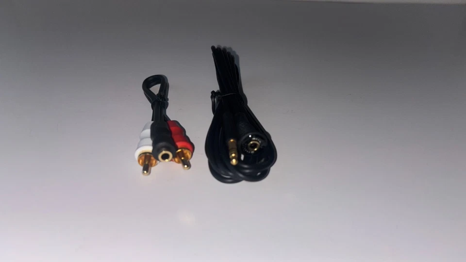 iSimple IS335 Montable en Tablero AUX 3.5mm Jack Entrada a RCA - NUEVA CAJA ABIERTA Foto 1 de 2