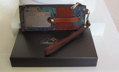 Patricia Nash Azul Bosque Alanna Tarjeta Billetera Muñequera PROTEGIDA RFID NUEVA $55 Foto 1 de 4