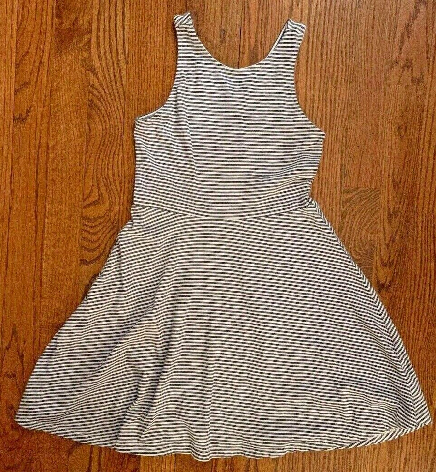 Antiguo Vestido Azul Marino Rayas Niñas Sin Mangas Blanco y Negro Talla 8 Mediano Foto 1 de 1