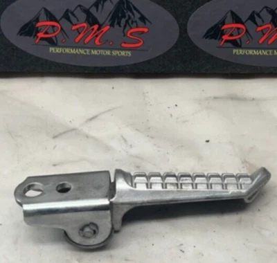 Kawasaki Ninja EX250 EX 250 F EX250F 2007 pedal trasero de pasajero I12 Foto 1 de 3